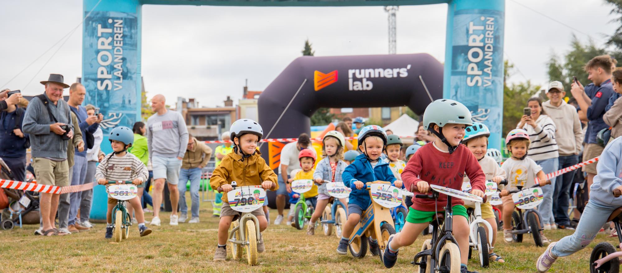 WK Loopfietsen banner